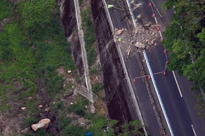 8人けが、中部から九州の広範囲で揺れ　愛媛・高知で震度6弱