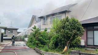 火事の焼け跡から性別不明の遺体　住人と連絡取れず　秋田市