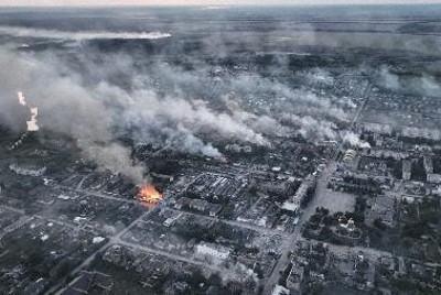 ロシア、ウクライナ13集落を制圧　東部ハリコフ州、約1万人避難