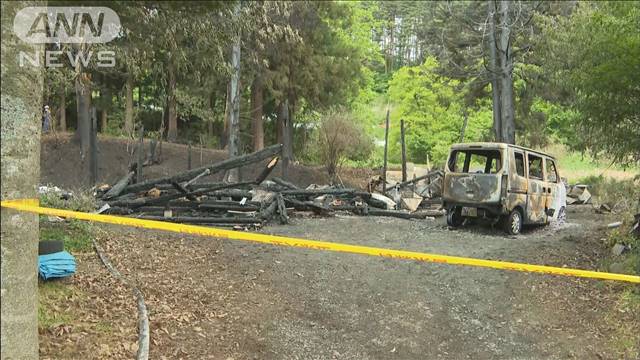 住宅全焼　焼け跡から性別不明の2人の遺体　青森・南部町