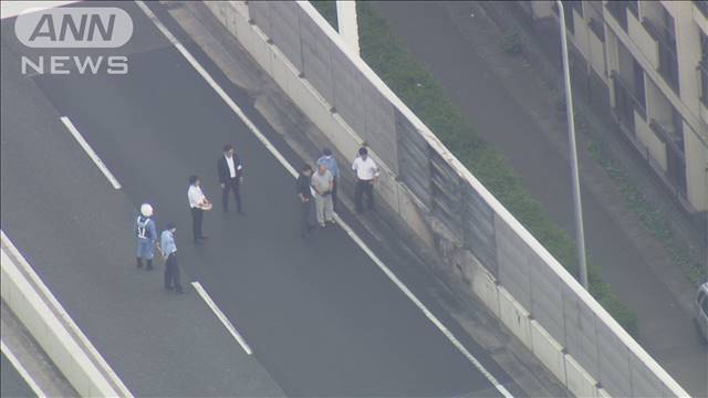 首都高速3人死亡事故　逮捕の男を立ち会わせて実況見分　警視庁