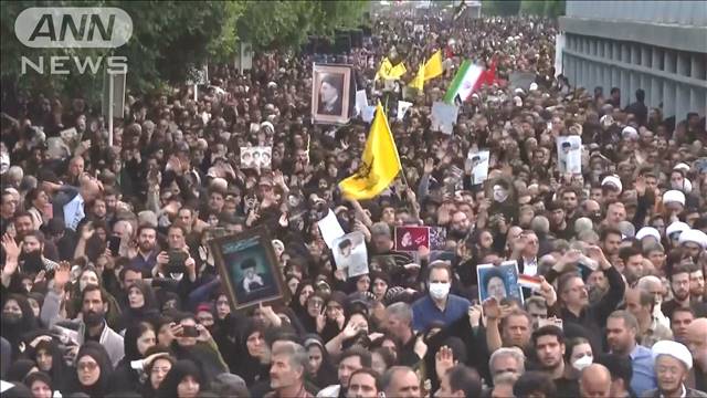 ヘリ墜落で死亡のイラン大統領　遺体は故郷に埋葬