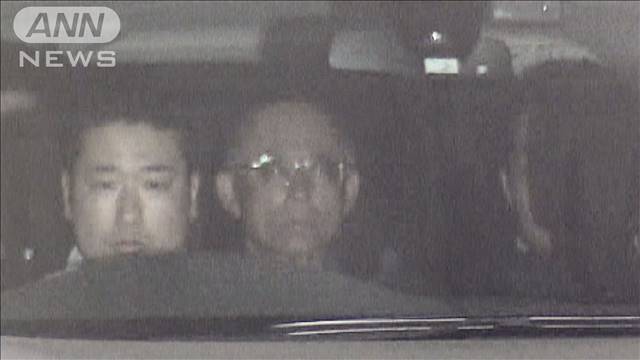 「プレゼントあげる」とトイレに連れ込む　男子生徒に乱暴疑いで男逮捕　