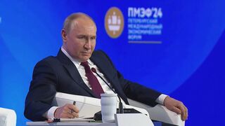 プーチン大統領「現時点での核兵器の使用は必要ない」ウクライナ侵攻での核兵器使用に慎重な姿勢示す