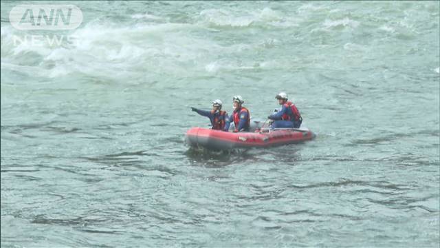 「川に人が流されている」ダム作業員の捜索続く　大分・日田市