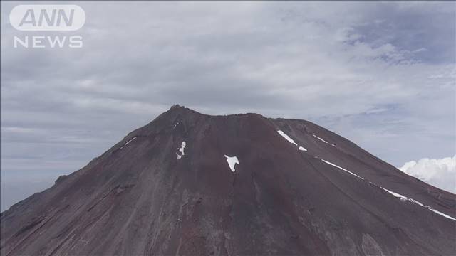 富士登山中のプロクライマーの38歳男性が死亡　8合目で意識失う　山梨県警