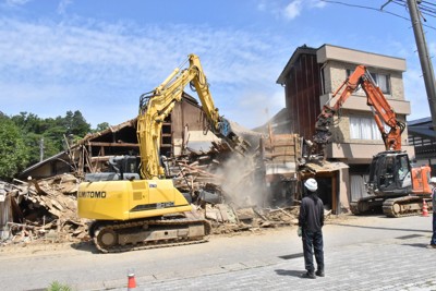 公費解体直前に崩壊の酒蔵、再建目指す若おかみ　能登半島地震