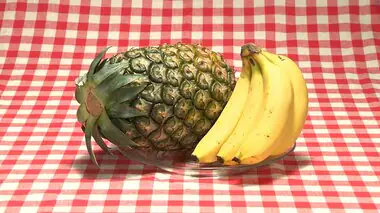 【悲鳴】バナナ「歴史上一番高い」南国フルーツ異例の高値でパイナップル400円→700円・バナナ1.5倍に…産地フィリピンの干ばつで