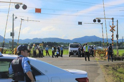 JR常磐線踏切で高齢の男女2人死亡　線路点検の列車にひかれ　福島