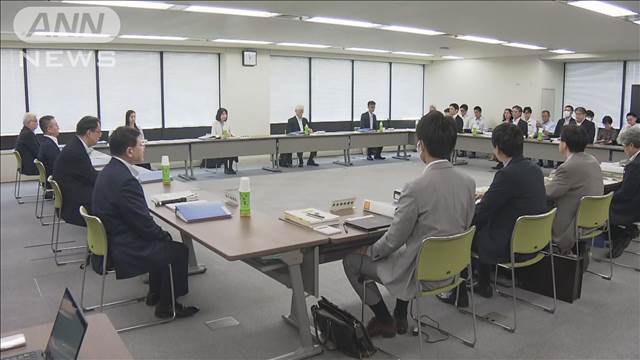 最低賃金引き上げ　意見まとまらず結論持ち越し