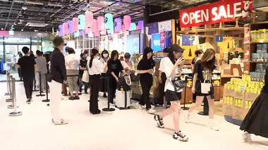 東京・渋谷駅に新たなランドマーク「渋谷サクラステージ」オープン…約1500人が行列　37テナントが開業