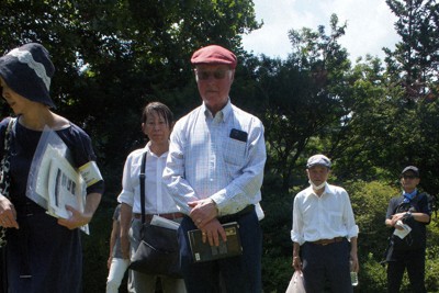 83年ぶりに父と「再会」　横浜の英連邦戦死者墓地、豪州の男性参列