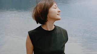 【広末涼子】「空と風と湖と…」撮影時のオフショット披露に好リプライ続々