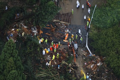 「早く救出されてほしい」　愛知土砂崩れ、男女4人の救助作業続く