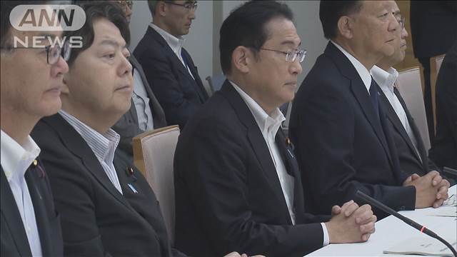 政府の景気判断1年3カ月ぶりに上方修正　8月月例経済報告