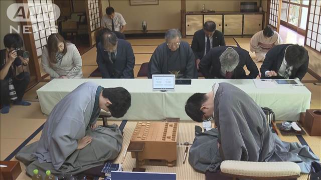 将棋・王座戦第1局始まる　藤井聡太七冠に永瀬拓矢九段が挑戦　神奈川・秦野市