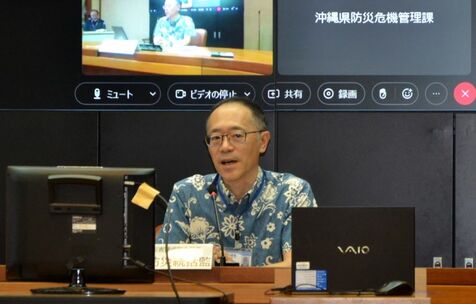 玉城デニー知事「暴風・強風に備え、高波に警戒を」　台風13号、沖縄地方への接近で