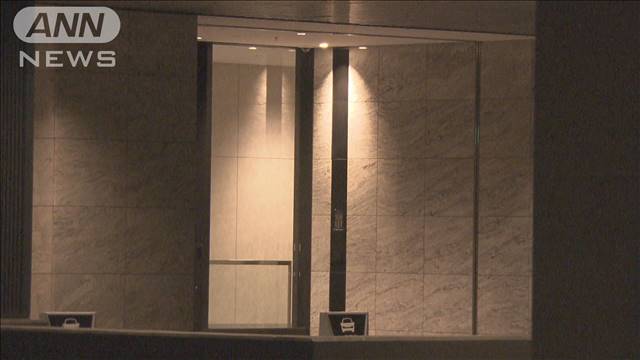 タワマンで20代男性刺され死亡　25歳女を逮捕