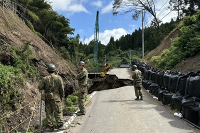 石川で依然56カ所の集落孤立　知事「昼夜分かたず作業」　能登豪雨