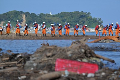 追い打ちの豪雨、不明者の捜索続く　能登地震きょう9カ月