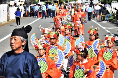 「和歌の聖地」で時代絵巻行列　「光る君へ」公任役・町田啓太さんも