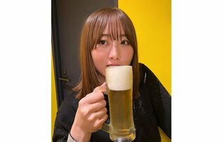 本田望結さん　「#公開おめでとう乾杯」　主演映画の公開に　乾杯ショット