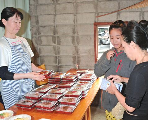 100円弁当で大雨被災者を支援　沖縄・東村のかねやん食堂　「元気になって」と250食販売