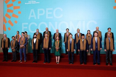 APEC、自由貿易推進の「マチュピチュ宣言」採択で閉幕