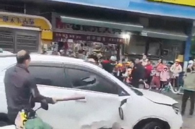 小学校前で車暴走、児童ら次々はねられ　運転の39歳を拘束　中国