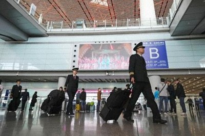 中国、日本人の短期滞在ビザ免除を再開へ　11月中に発表か