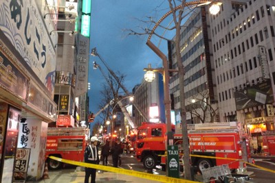 「服燃えた人が…」　札幌・ススキノ火災、人出増える夕刻に一帯騒然