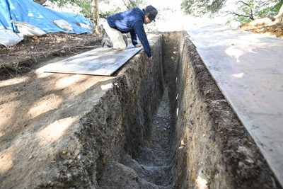 日本最大の大山古墳　発掘調査現場を公開　宮内庁