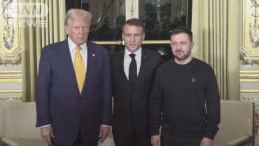 トランプ氏　フランスでマクロン大統領とゼレンスキー大統領と3者会談