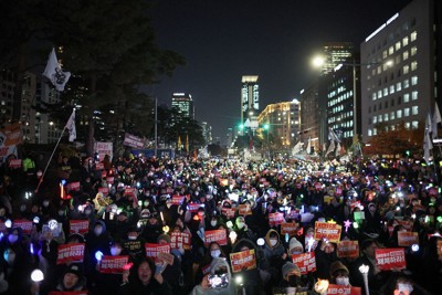 尹氏逮捕へ本腰の韓国警察　大統領府を家宅捜索、高官「拘束は可能」